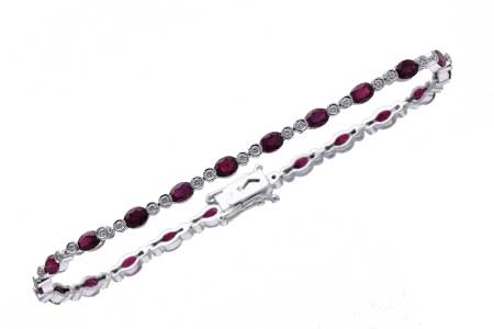 L211-81746: BRACELET 4.08 RUBY 4.55 TGW